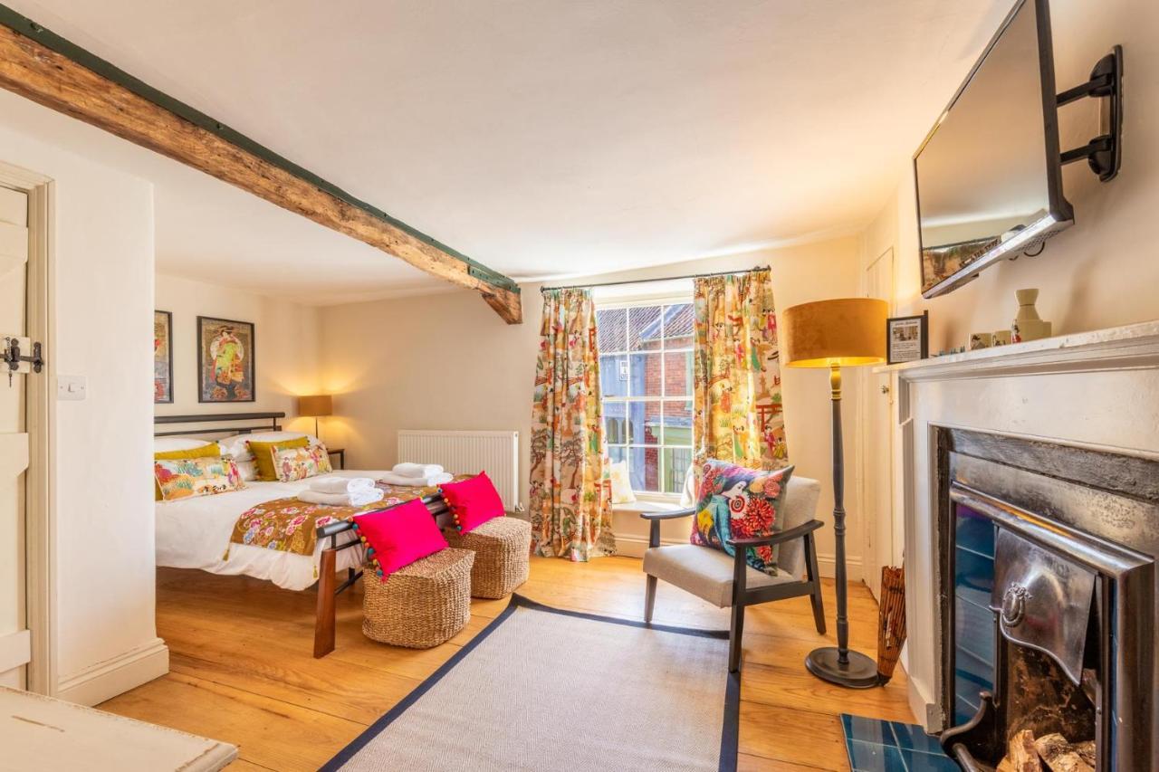 Host & Stay - The Old Paul Pry Holt  Extérieur photo