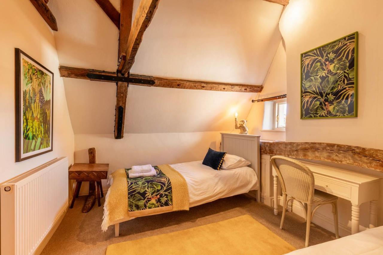 Host & Stay - The Old Paul Pry Holt  Extérieur photo