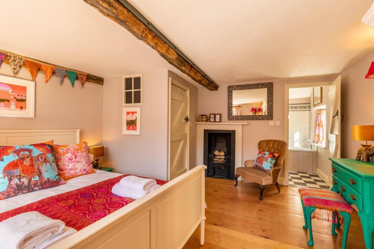 Host & Stay - The Old Paul Pry Holt  Extérieur photo